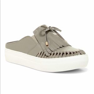 J/Slides Amora Fringe Mule